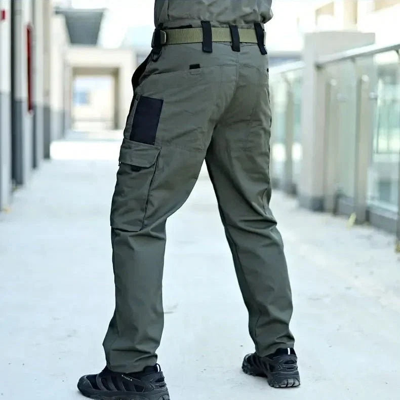 UrbanTact – Tactical Camo Cargo Pants for Maximum Functionality