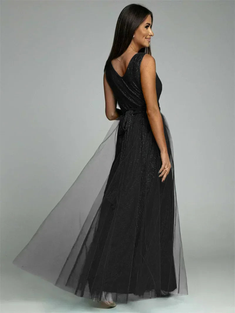 Robe Maxi Élégante avec Panneau en Maille | Confort et Glamour pour Toutes Occasions