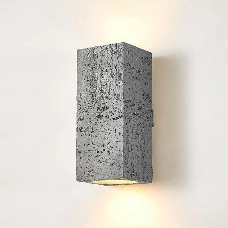 Lampe Murale en Ciment | Design Rustique et Énergétiquement Efficace