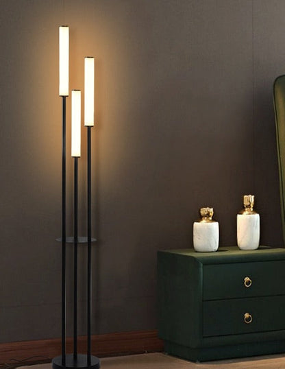 Lampe sur Pied Dimmable avec Étagère | Éclairage Pratique et Design Élégant