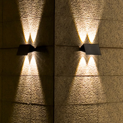 Lampe Solaire à Détection de Mouvement | Éclairage Automatique et Résistant aux Intempéries
