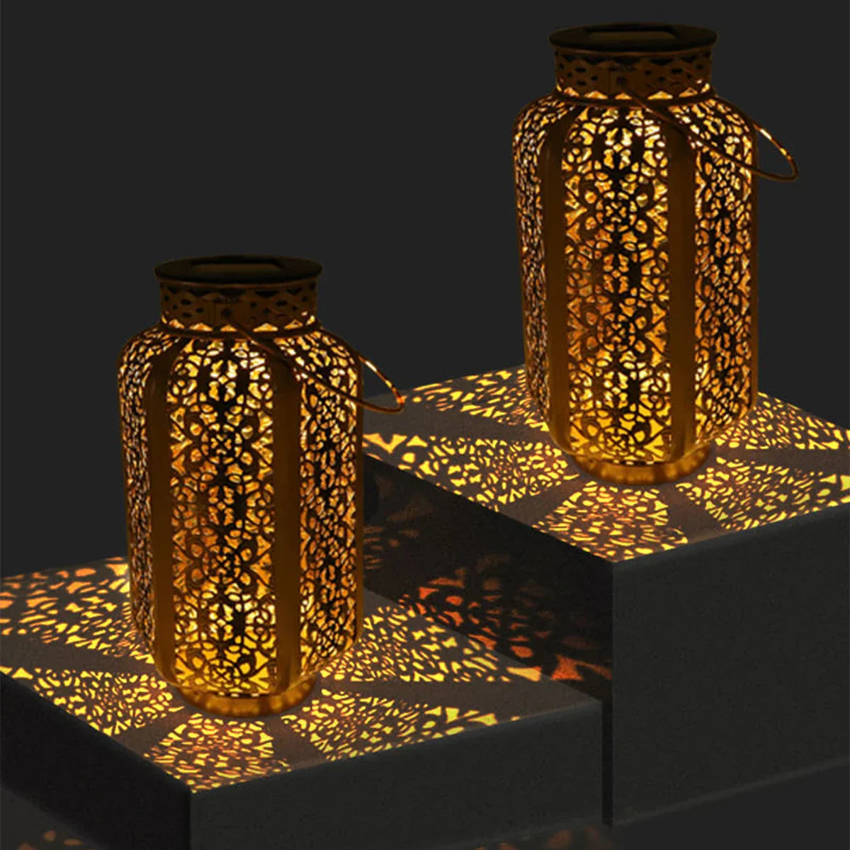 Lanterne Solaire Suspendue en Fer | Ambiance Chaleureuse pour Jardin