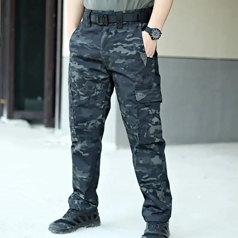 UrbanTact – Tactical Camo Cargo Pants for Maximum Functionality