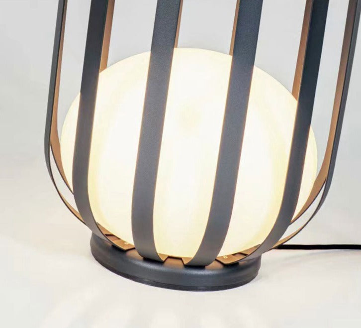 Lampe Solaire d'Extérieur LED | Éclairage Économique et Étanche IP65