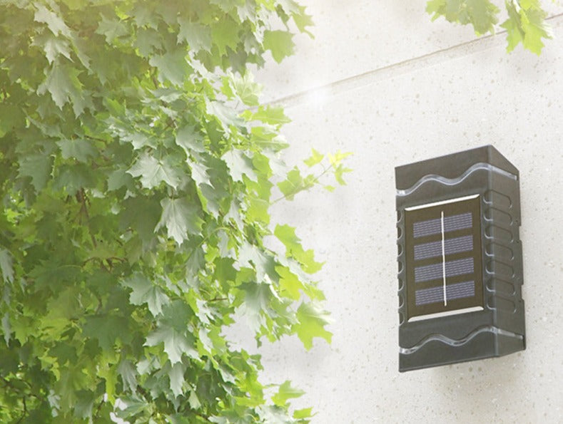 Lampe Solaire d'Extérieur Énergétique | Résistante aux Intempéries et Économique
