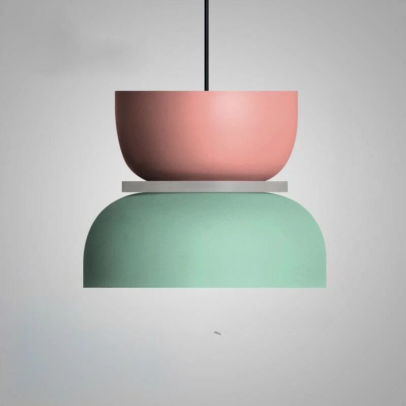 Suspension Scandinave Colorée | Éclairage Ambiant Chaleureux et Élégant