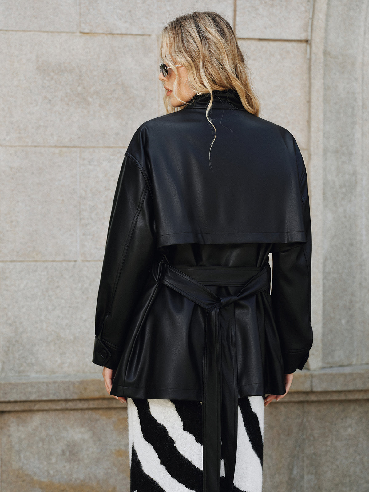 Veste en Cuir Synthétique pour Femme | Col Montant et Ceinture Pratique