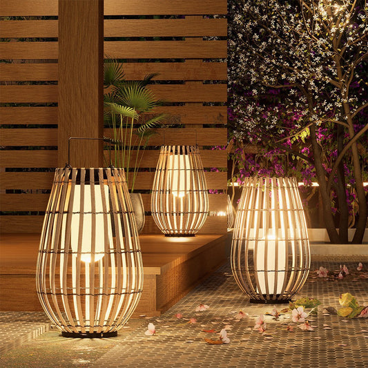 Lampe Solaire d'Extérieur Moderne | Éclairage Écologique et Ambiance Cosy