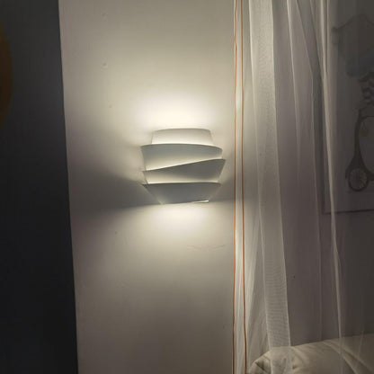 Applique Murale Design Français | Lumière Personnalisable et Durable