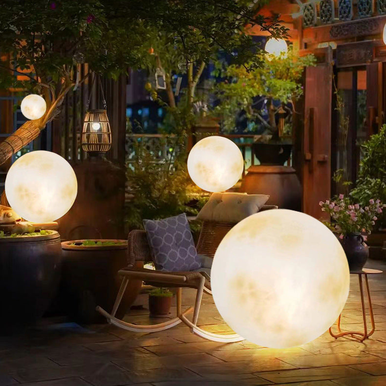 Lampe Solaire de Jardin en Forme de Lune | Éclairage Écologique et Élégant