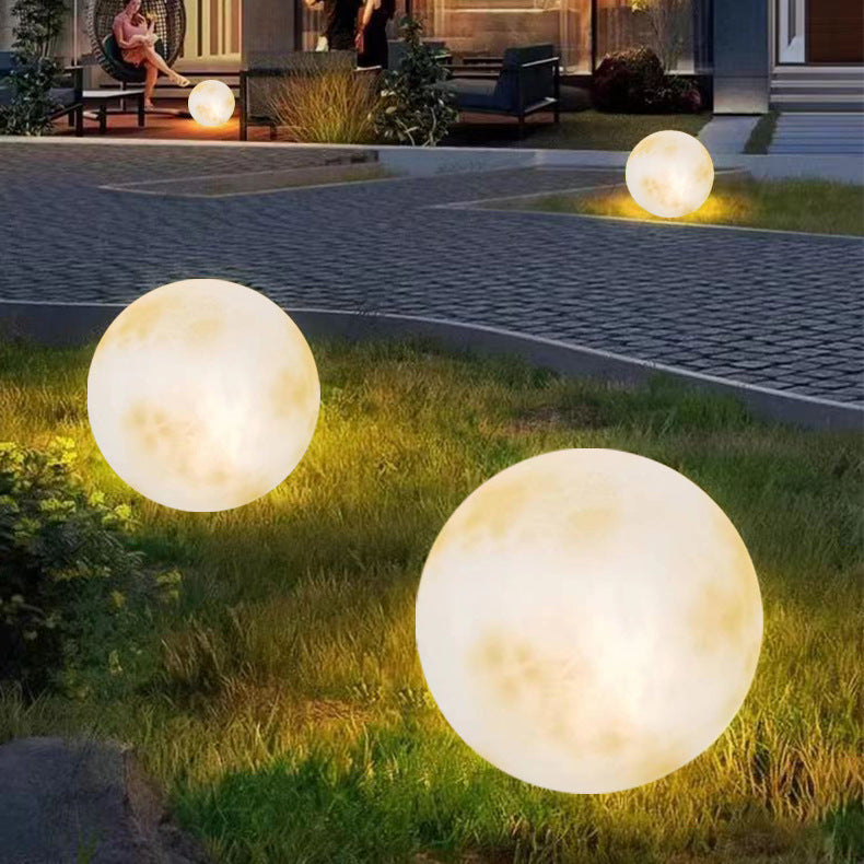 Lampe Solaire de Jardin en Forme de Lune | Éclairage Écologique et Élégant