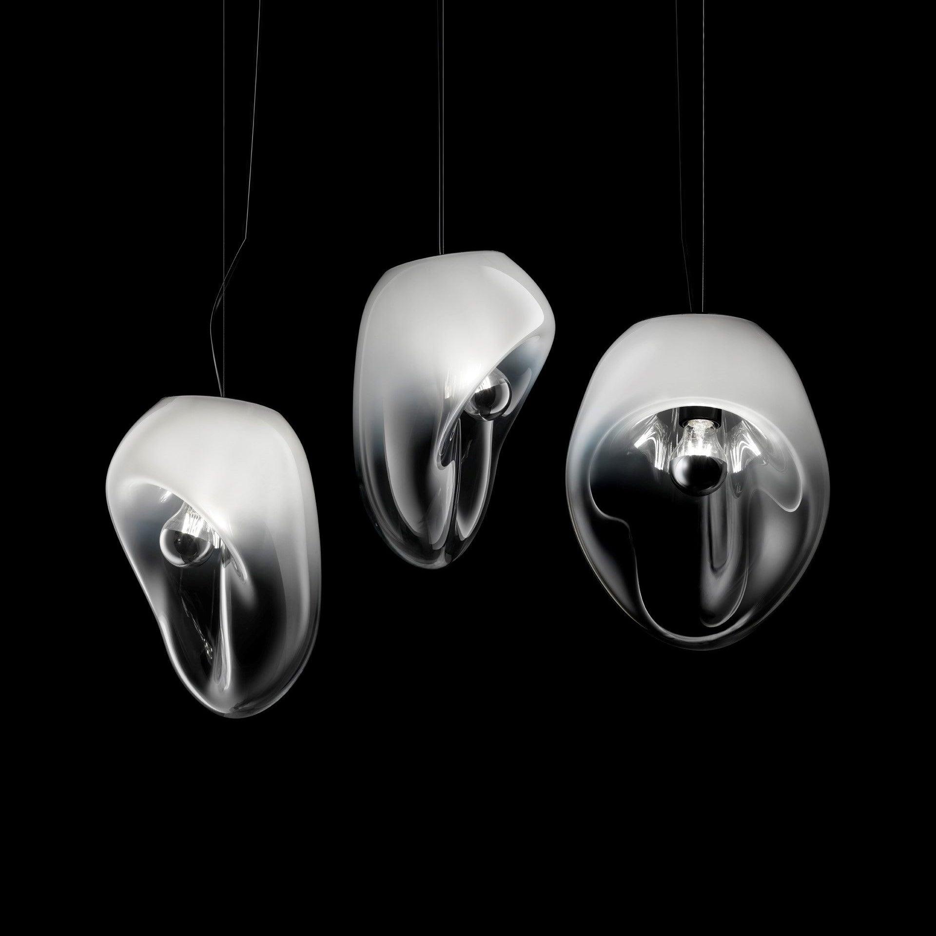 Lampe Plafonnier en Verre Soufflé | Design Épuré et Atmosphère Sereine