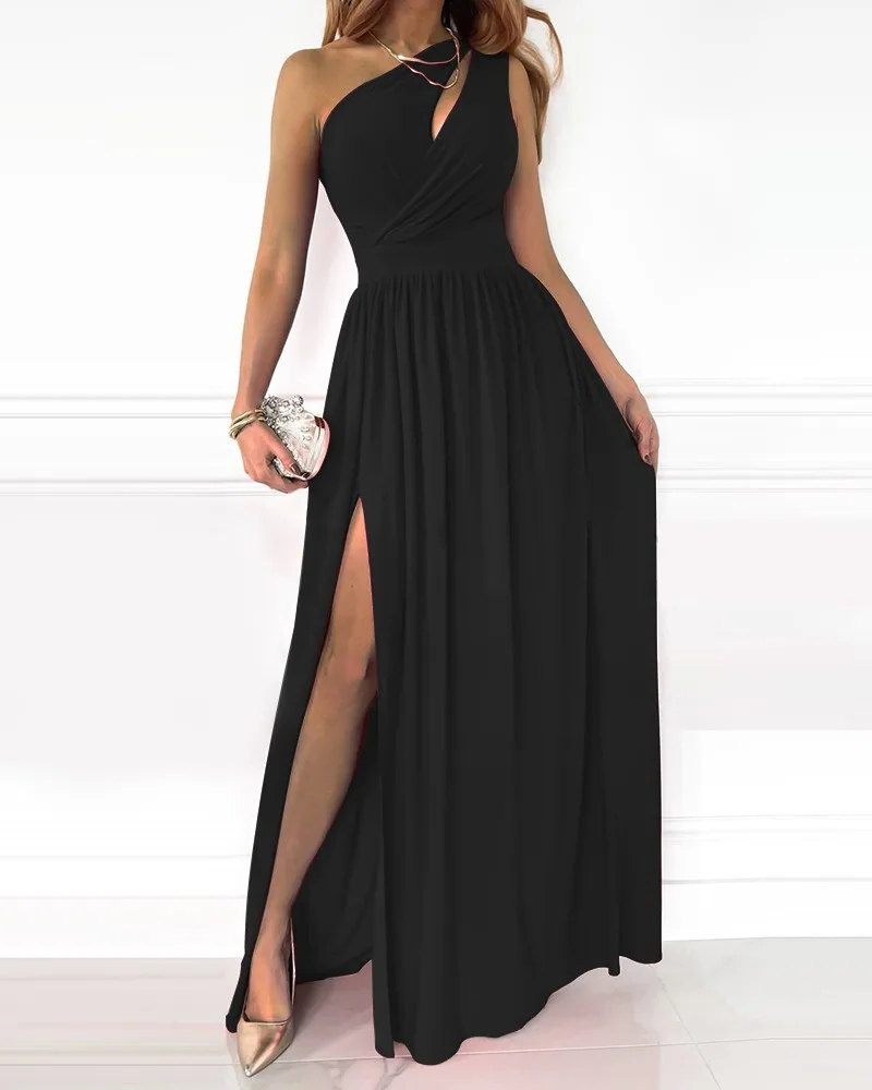 Robe Maxi Élégante pour Femmes | Encolure Diagonale et Détails Découpés