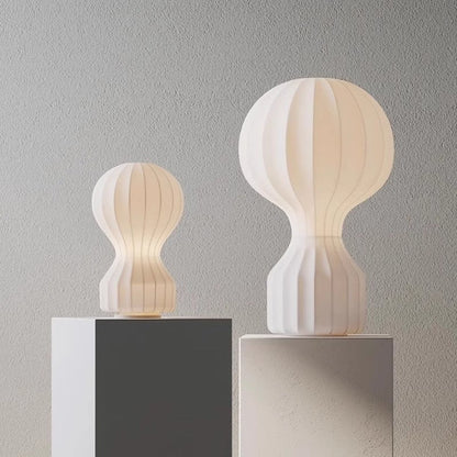 Lampe de Table Wabi Sabi en Soie | Design Minimaliste et Élégant