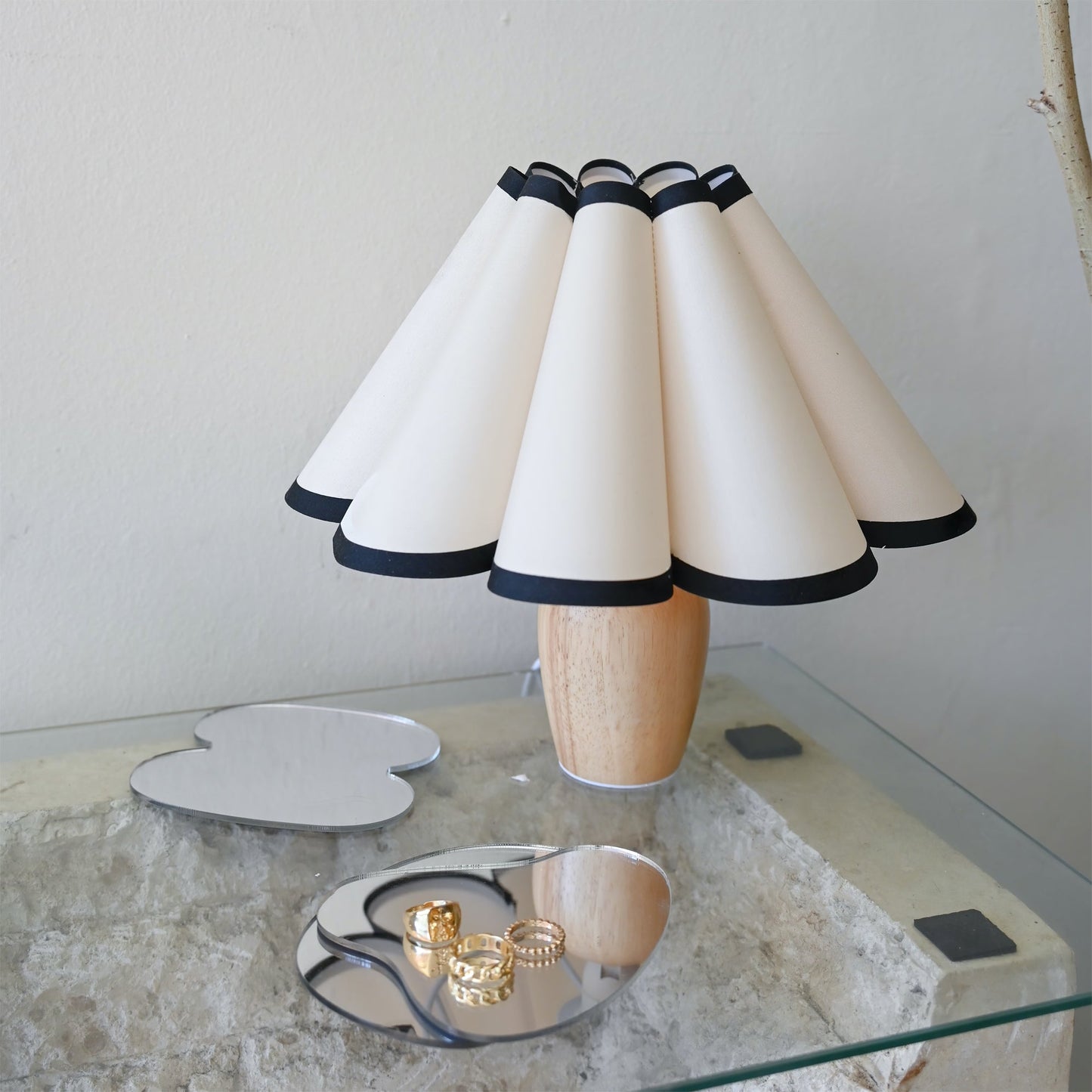 Lampe Tissée Vintage | Élégance et Lumière Chaleureuse