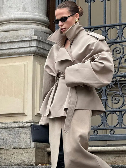 Manteau Trench Court Vintage Femme | Élégance et Confort au Quotidien