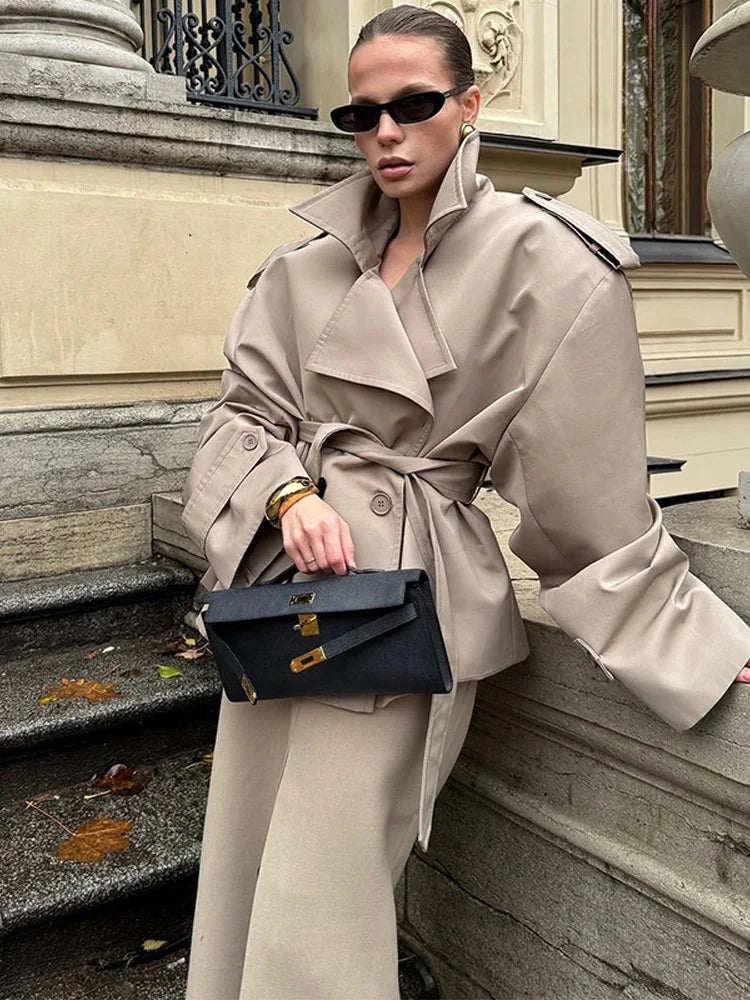 Manteau Trench Court Vintage Femme | Élégance et Confort au Quotidien