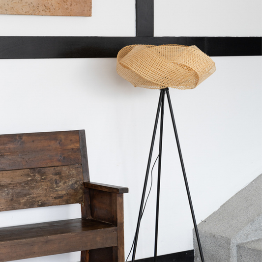 Lampe de Sol en Bambou | Design Contemporain et Éclairage Doux