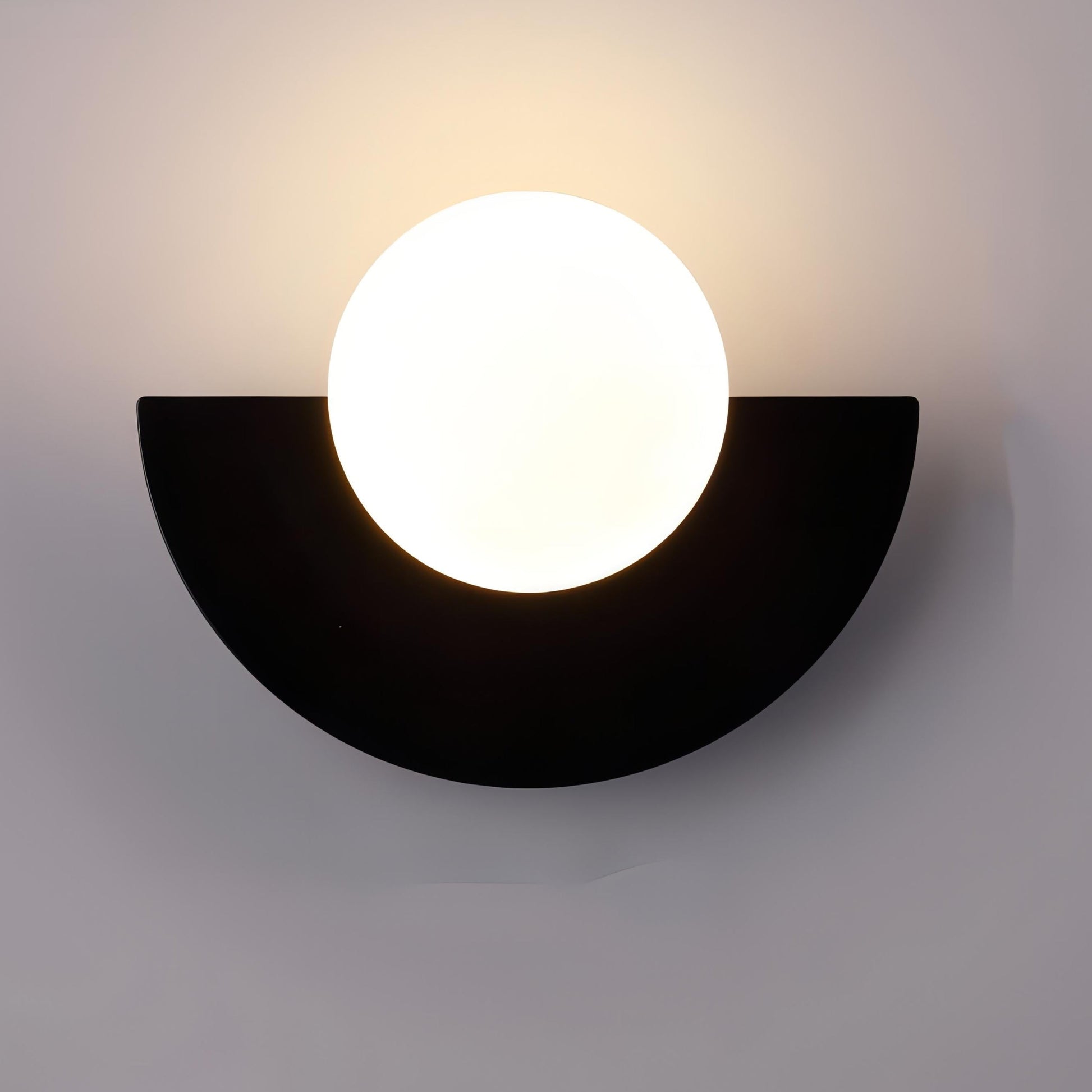 Applique Murale Minimaliste Scandinave | Design Semi-Circulaire et Élégant
