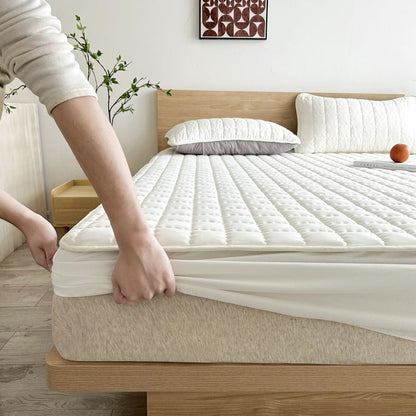 Protège-Matelas Imperméable Queen | Housse Douce et Respirante pour un Sommeil Confortable