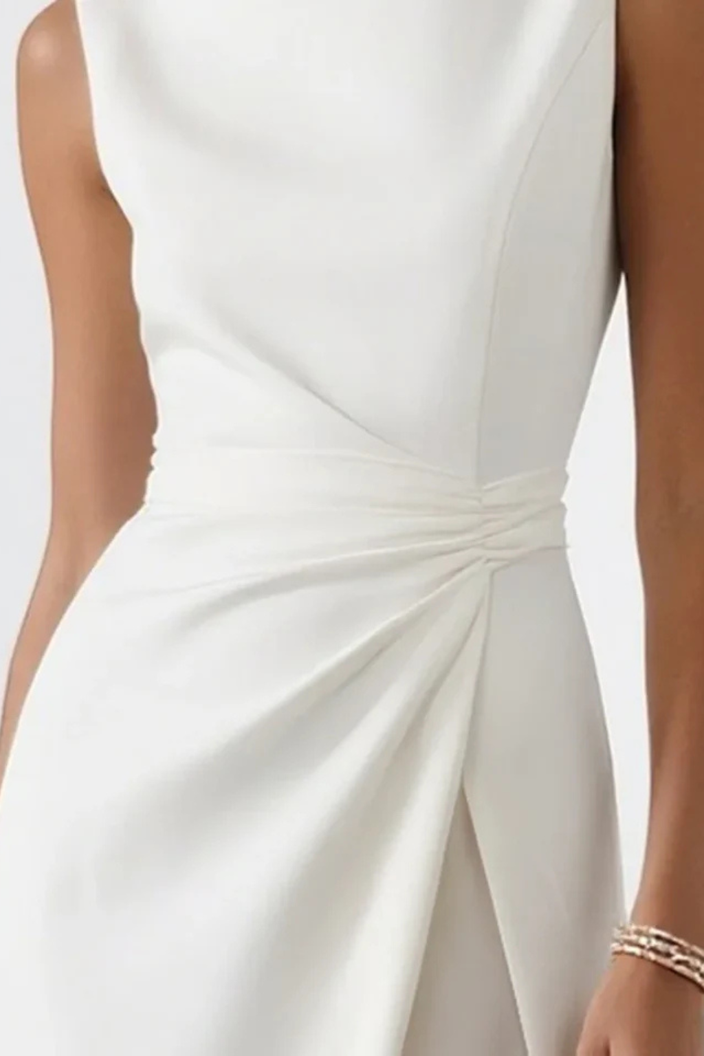 Robe de Soirée Élégante Femme | Silhouette Gracieuse et Sophistiquée