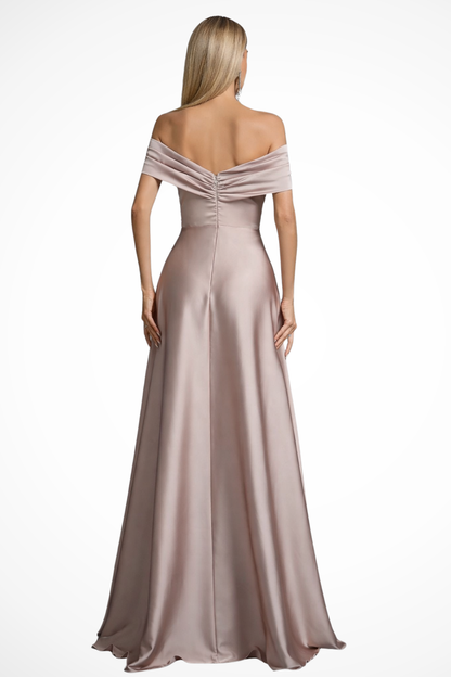 Robe Satinée Longue Élégante | Épaules Dégagées et Nœud