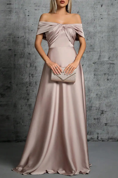 Robe Satinée Longue Élégante | Épaules Dégagées et Nœud