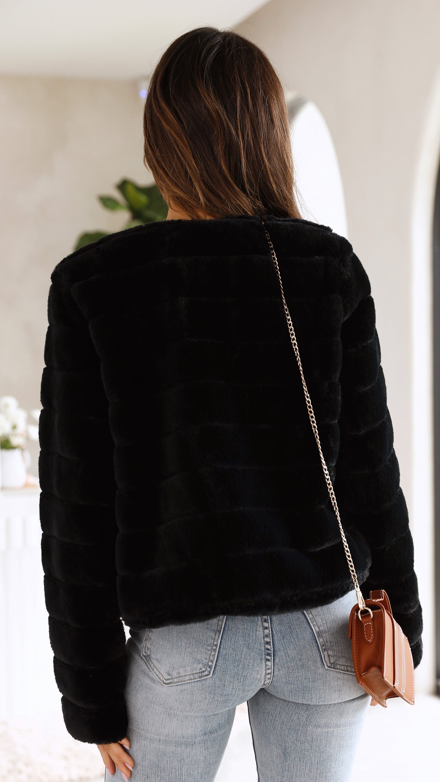 Veste courte en fausse fourrure | Élégance et confort pour toutes occasions