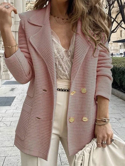 Veste Femme Élégante à Double Boutonnage | Texture Côtelée et Col Revers Sophistiqué