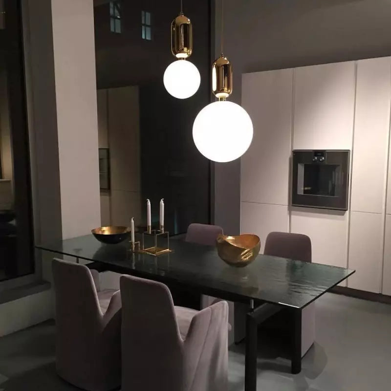 Lampe Sphérique Moderne | Éclairage Élégant pour Intérieurs Contemporains