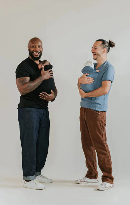 CuddleWear - T-shirt de portage élégant et confortable pour bébés
