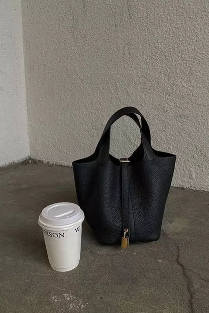 Sac à Main Noir pour Femme | Simili Cuir Élégant et Polyvalent