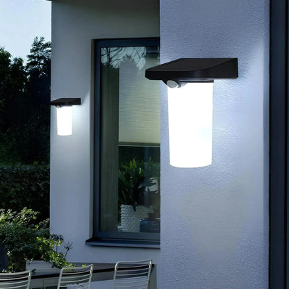 Lampe Solaire de Jardin | Sécurité Renforcée avec Capteur de Mouvement