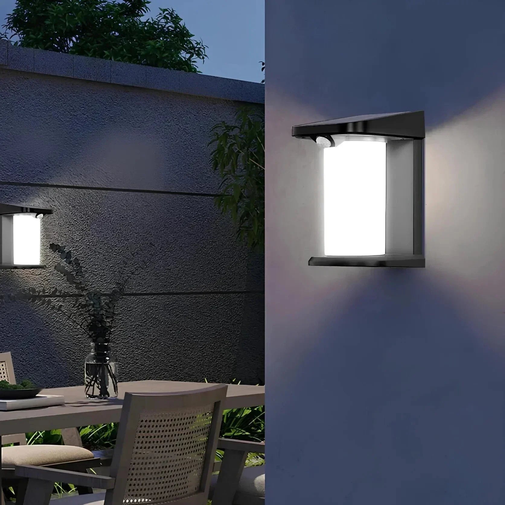 Lampe Solaire de Jardin | Sécurité Renforcée avec Capteur de Mouvement