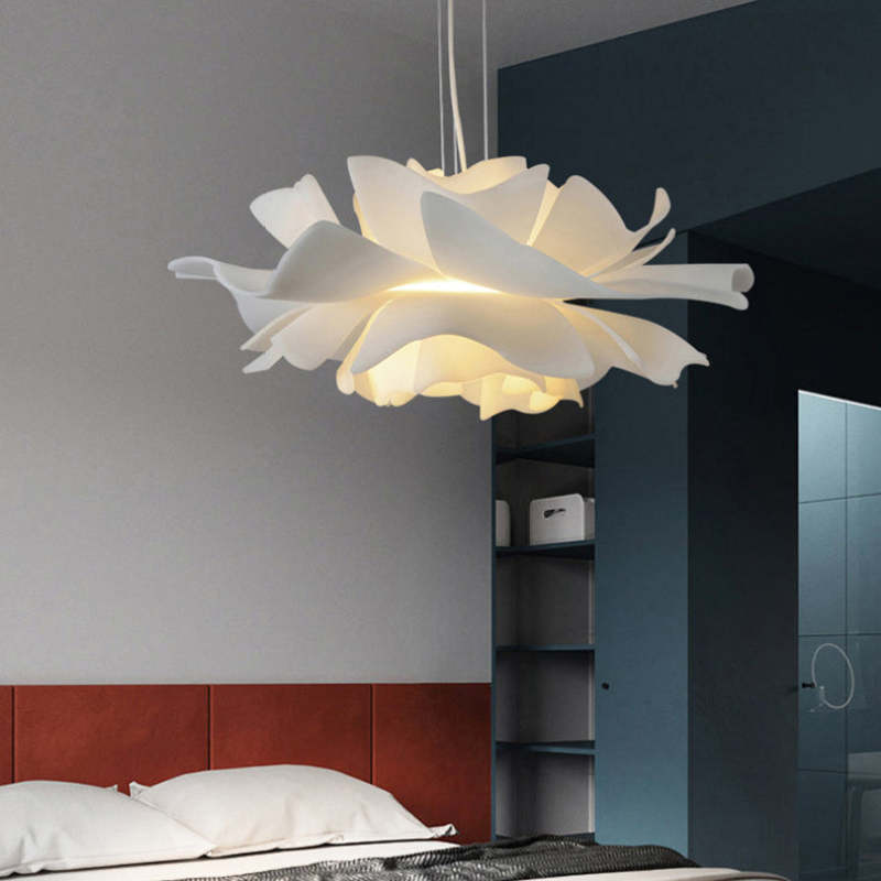 Lumière Suspendue Florale Moderne | Élégance et Ambiance Accueillante