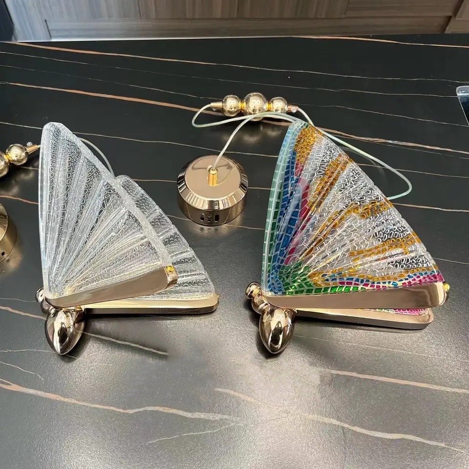 Suspension LED Papillon Design | Éclairage Artistique et Élégant