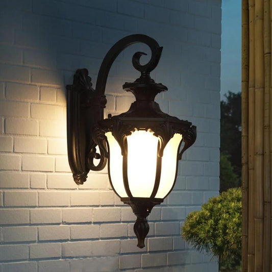 Lampe Murale Extérieure Vintage | Élégance et Résistance aux Intempéries