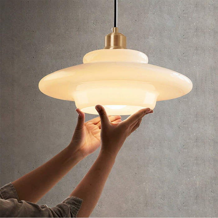 Pendentif en Verre Ivoire | Ambiance Sereine et Élégante