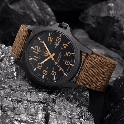 Montre de randonnée résistante et étanche pour homme | Montevall