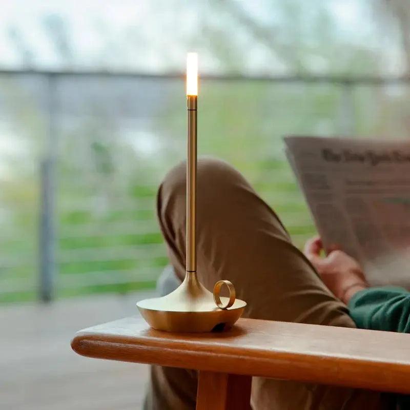 Porte-bougie Dimmable en Aluminium | Design Élégant et Rechargeable