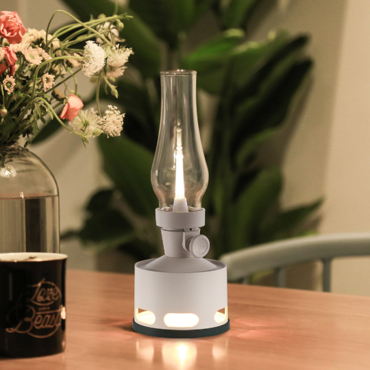 Lanterne LED Ancienne Style Rétro | Charme Nostalgique et Efficacité Énergétique