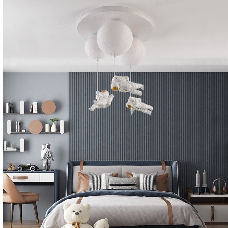 Lampe Spaceman en Forme de Lune | Ambiance Intergalactique pour Enfants